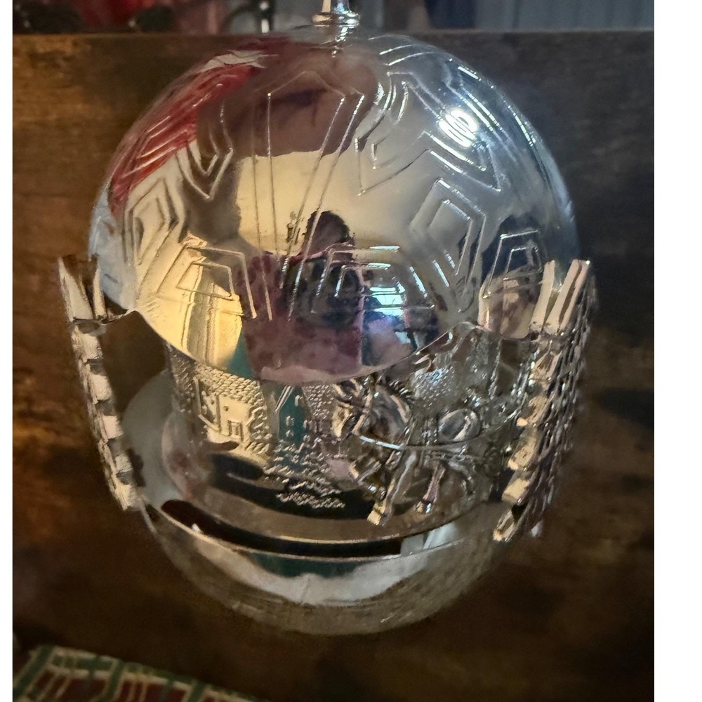 Lenox One Horse Open Sleigh Musical Silverplate Christmas Globe Jingle Bells